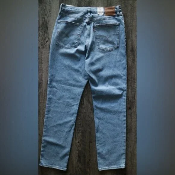 NWT Levis 70's High Rise Slim Straight Leg Light Blue Wash Jeans Size 31 - Picture 4 of 12